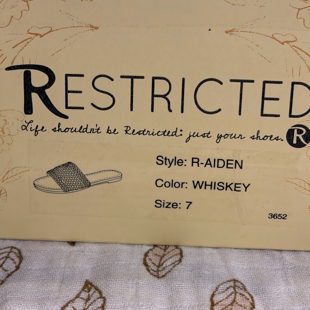 Restricted Women's Brown Woven Slide Sandals - Picture 3 of 3